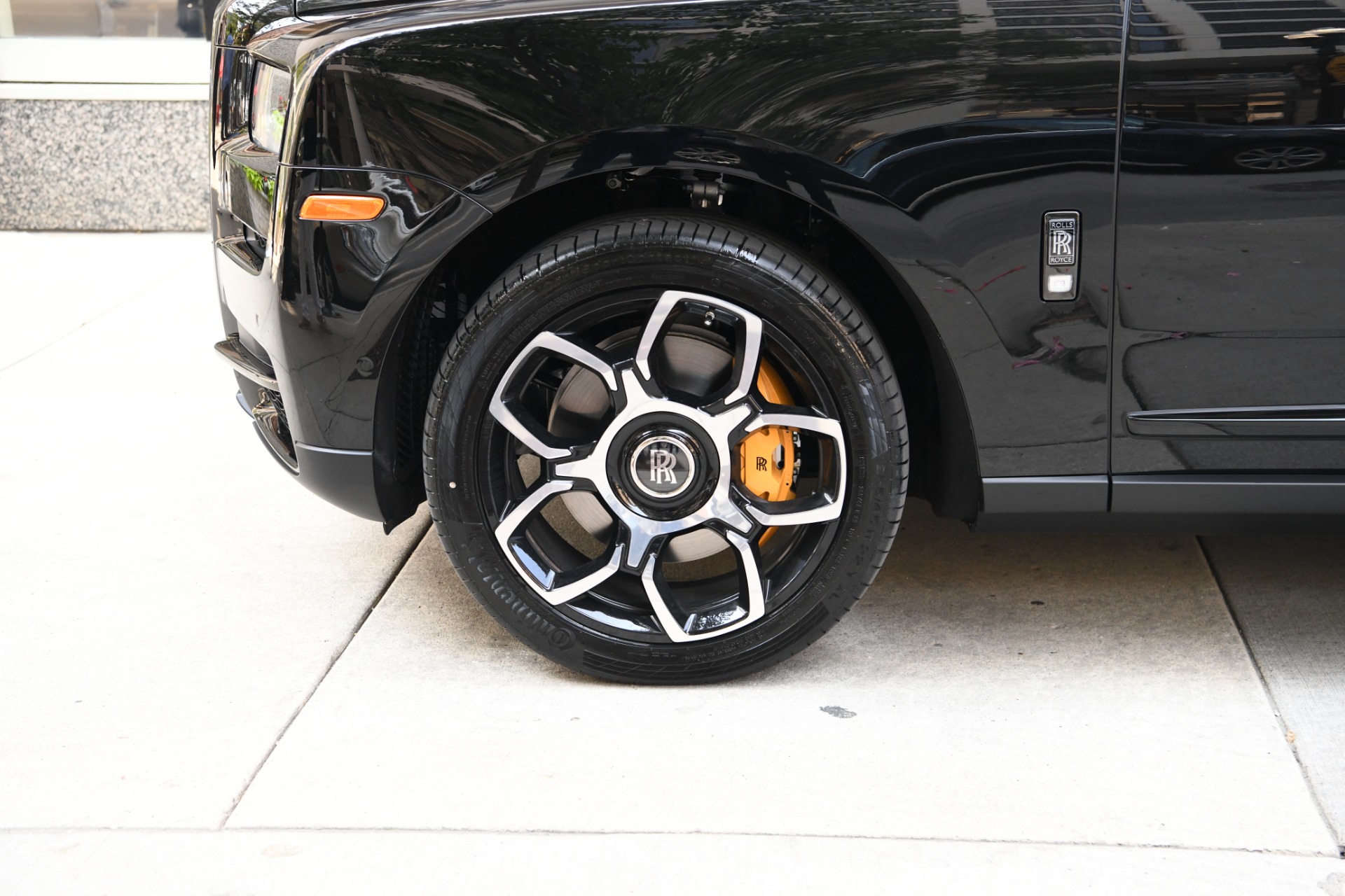 New 2023 Rolls-Royce Black Badge Cullinan | St. Petersburg, FL