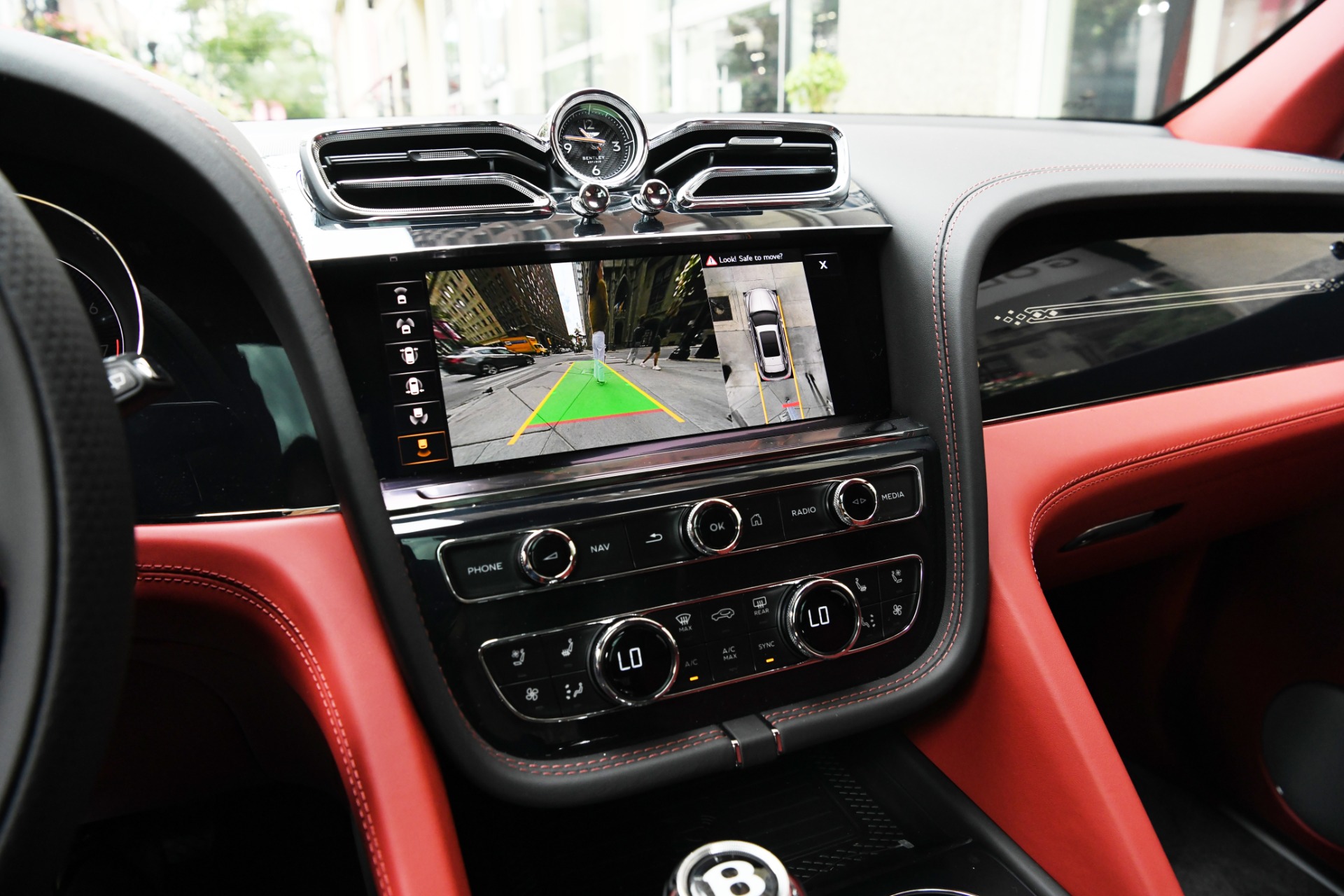 New 2023 Bentley Bentayga EWB | St. Petersburg, FL