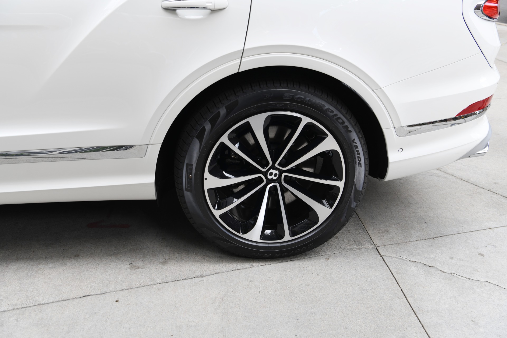 New 2023 Bentley Bentayga EWB | St. Petersburg, FL