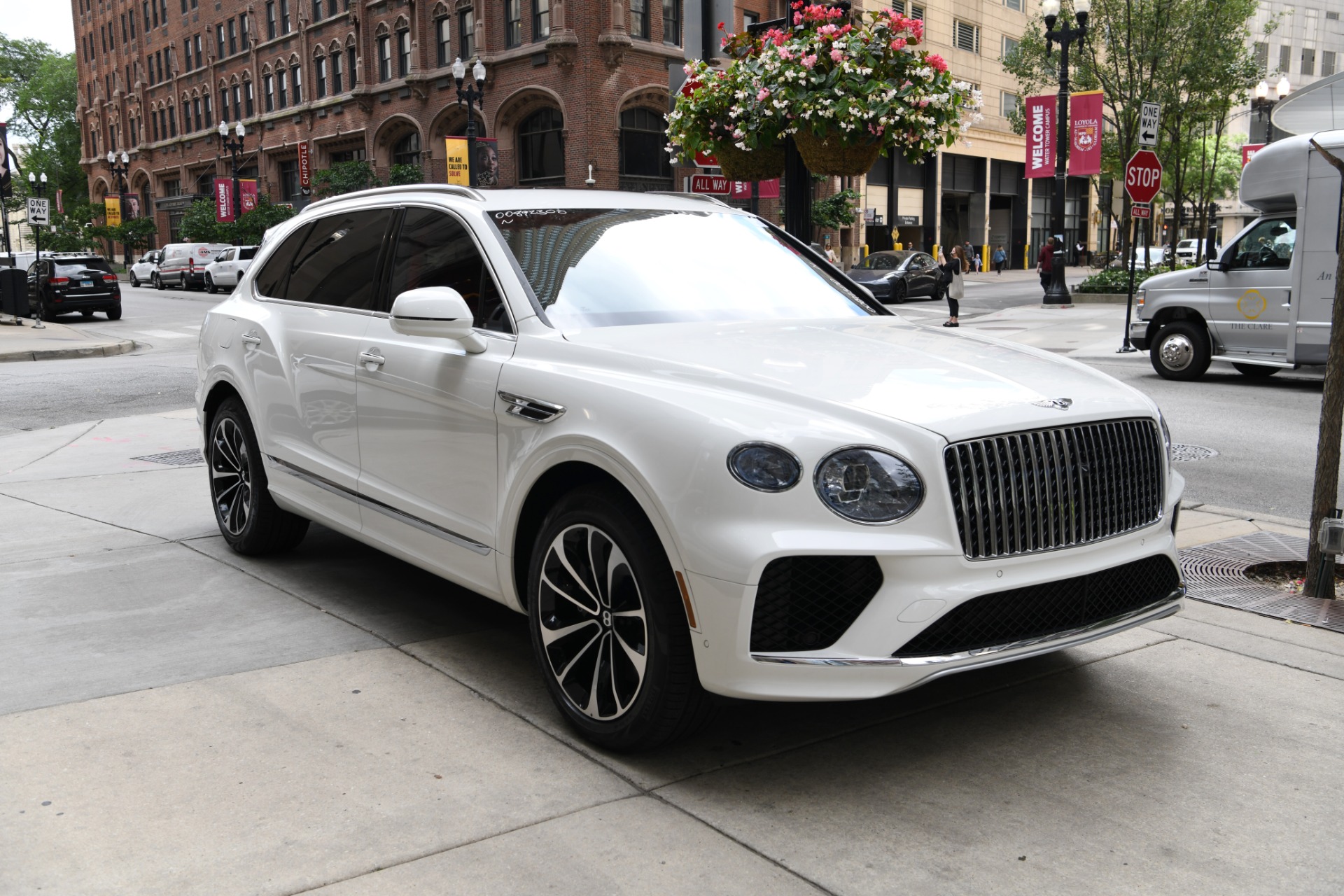New 2023 Bentley Bentayga EWB | St. Petersburg, FL