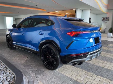 Used 2019 Lamborghini Urus  | Chicago, IL