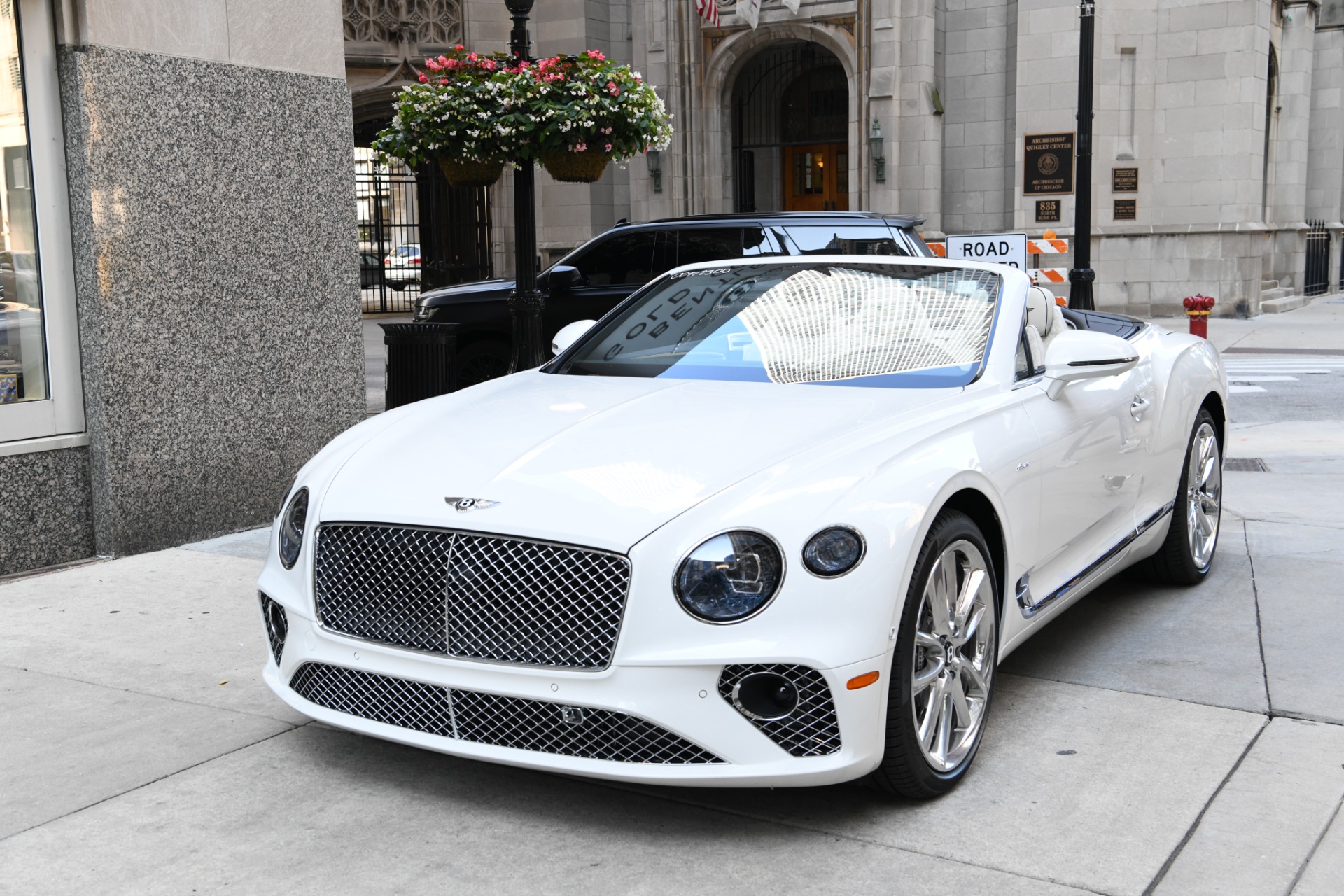 New 2023 Bentley Continental GTC Convertible GTC Azure V8 | St. Petersburg, FL