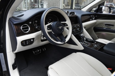 New 2023 Bentley Bentayga Azure V8 | Chicago, IL