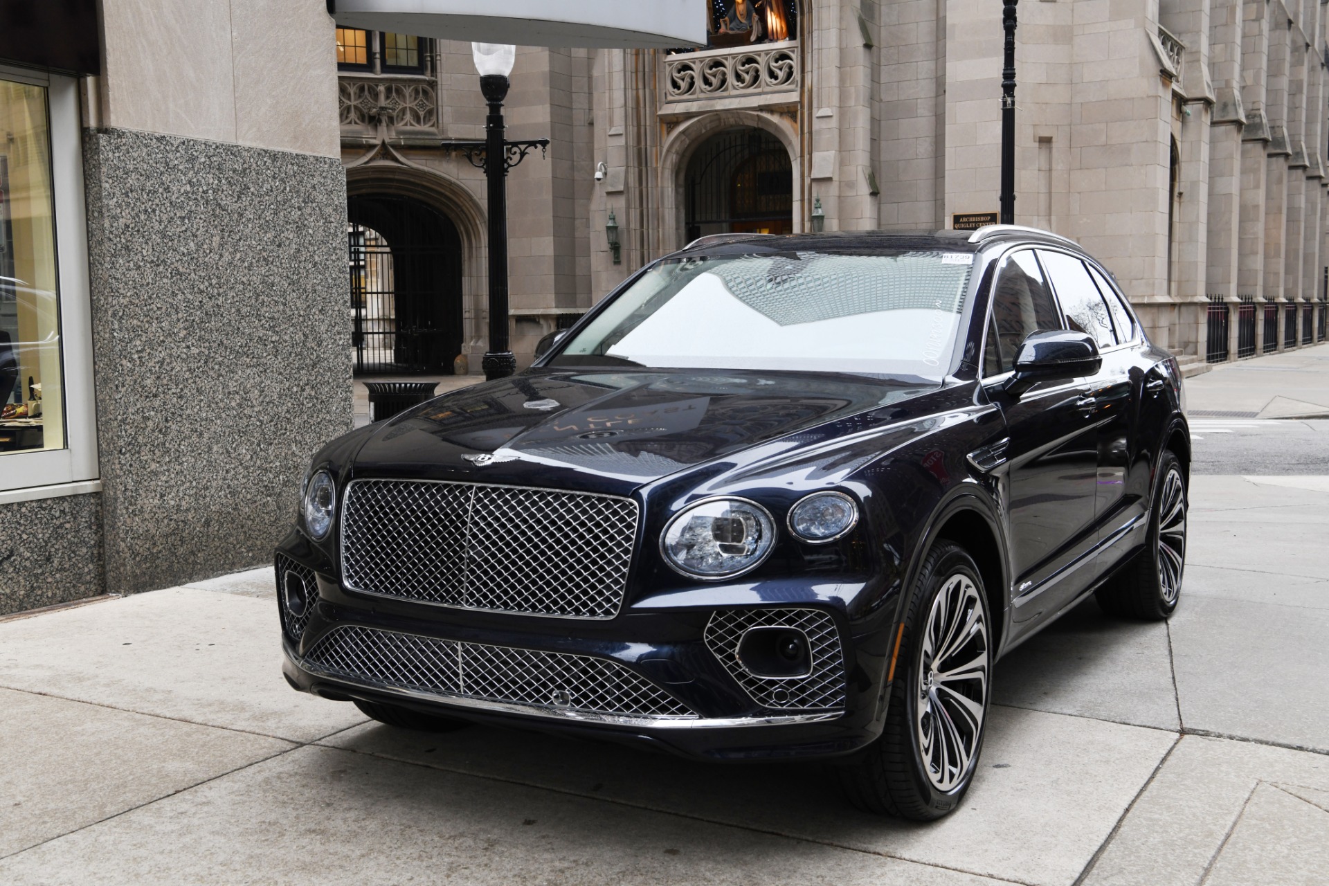New 2023 Bentley Bentayga Azure V8 | St. Petersburg, FL