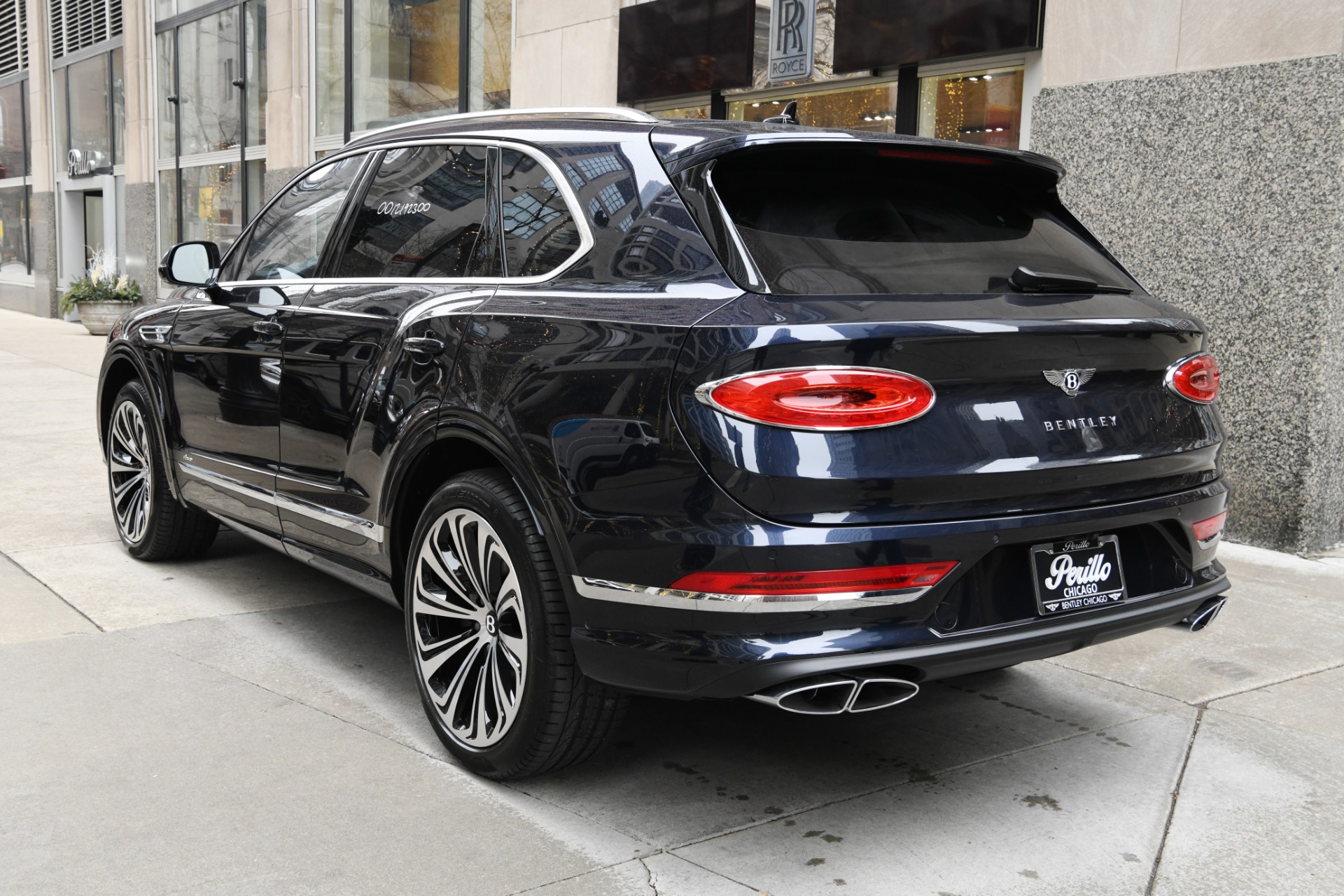 New 2023 Bentley Bentayga Azure V8 | St. Petersburg, FL