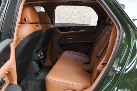New 2023 Bentley Bentayga Azure V8 | Chicago, IL