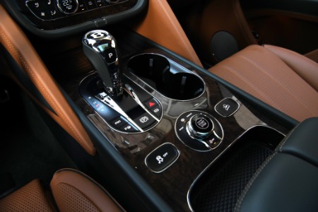 New 2023 Bentley Bentayga Azure V8 | Chicago, IL