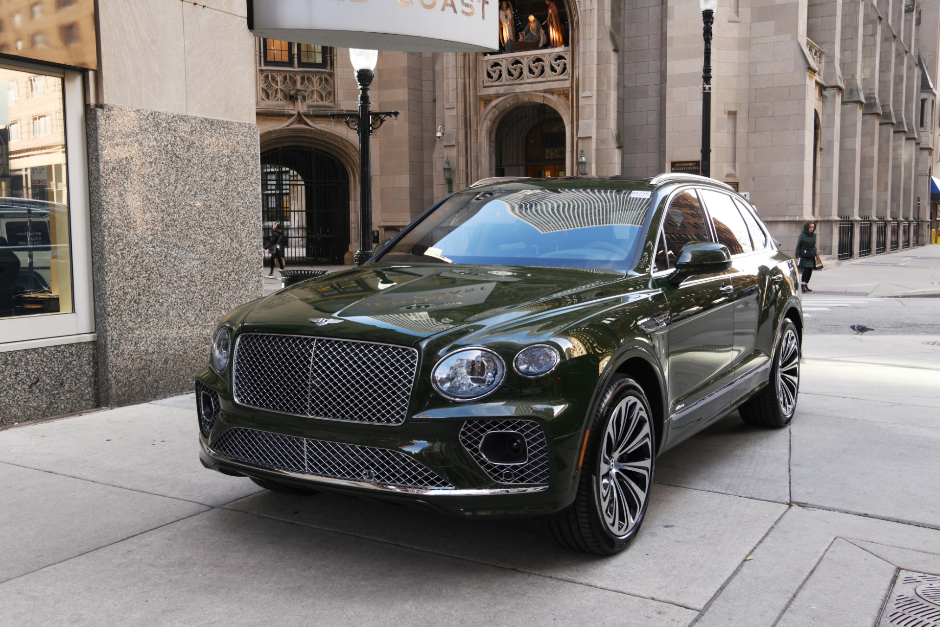New 2023 Bentley Bentayga Azure V8 | St. Petersburg, FL