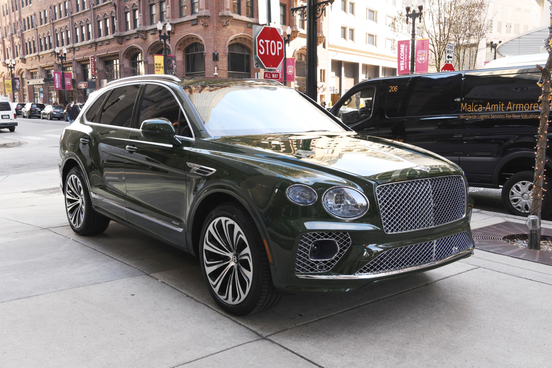 New 2023 Bentley Bentayga Azure V8 | St. Petersburg, FL