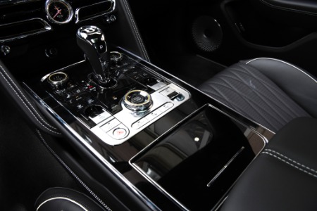 New 2024 Bentley Flying Spur Azure V8 | Chicago, IL