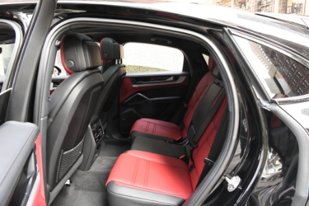 Used 2024 Porsche Cayenne Coupe | Chicago, IL
