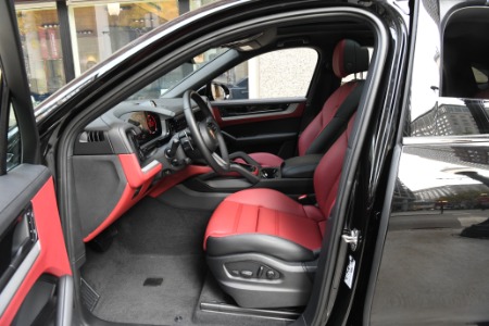 Used 2024 Porsche Cayenne Coupe | Chicago, IL