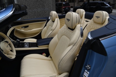 New 2024 Bentley Continental GTC Convertible GTC Azure V8 | Chicago, IL