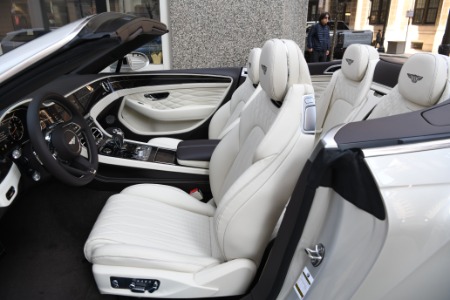 Used 2024 Bentley Continental GTC Convertible GTC Azure V8 | Chicago, IL