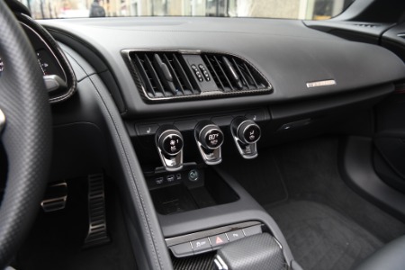 Used 2023 Audi R8 5.2 quattro V10 perform. Spyder | Chicago, IL