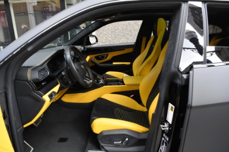 Used 2022 Lamborghini Urus  | Chicago, IL