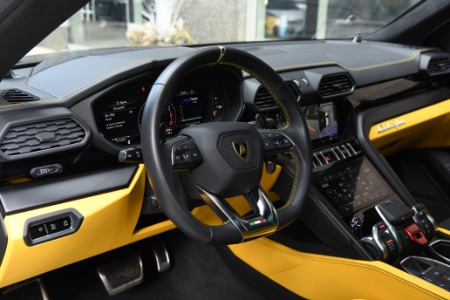 Used 2022 Lamborghini Urus  | Chicago, IL