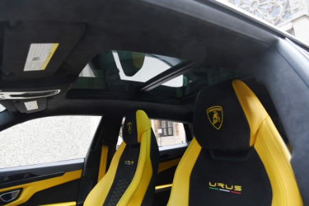 Used 2022 Lamborghini Urus  | Chicago, IL