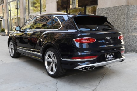 New 2024 Bentley Bentayga EWB V8 | Chicago, IL