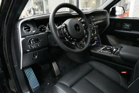 New 2024 Rolls-Royce Black Badge Cullinan  | Chicago, IL