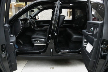New 2024 Rolls-Royce Black Badge Cullinan  | Chicago, IL