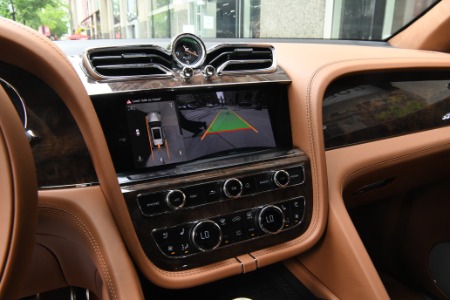 New 2024 Bentley Bentayga Azure V8 | Chicago, IL