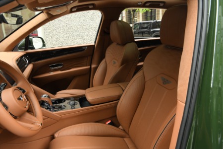 New 2024 Bentley Bentayga Azure V8 | Chicago, IL