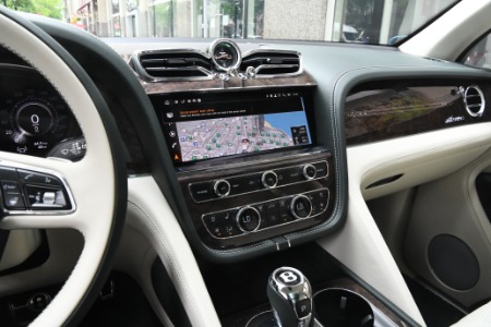 New 2024 Bentley Bentayga EWB Azure V8 | Chicago, IL