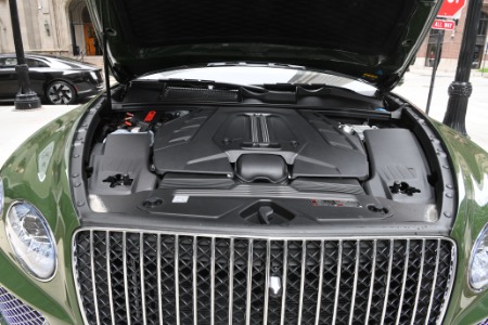 New 2024 Bentley Bentayga EWB Azure V8 | Chicago, IL
