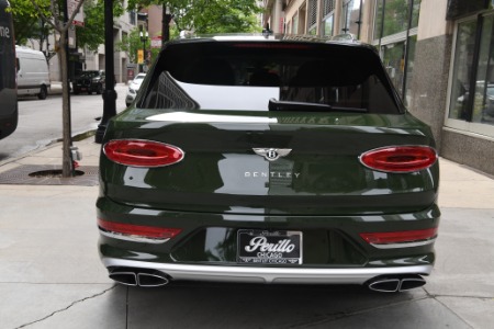 New 2024 Bentley Bentayga EWB Azure V8 | Chicago, IL