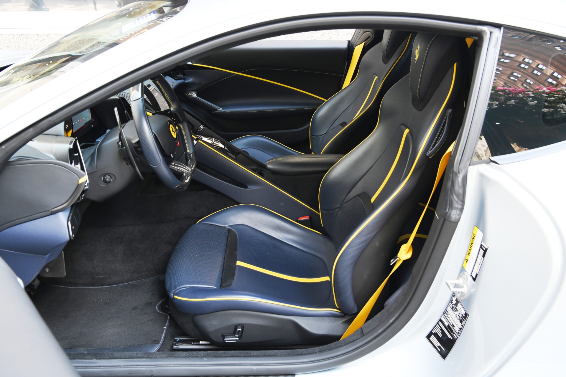 2021 Ferrari Roma photo 9