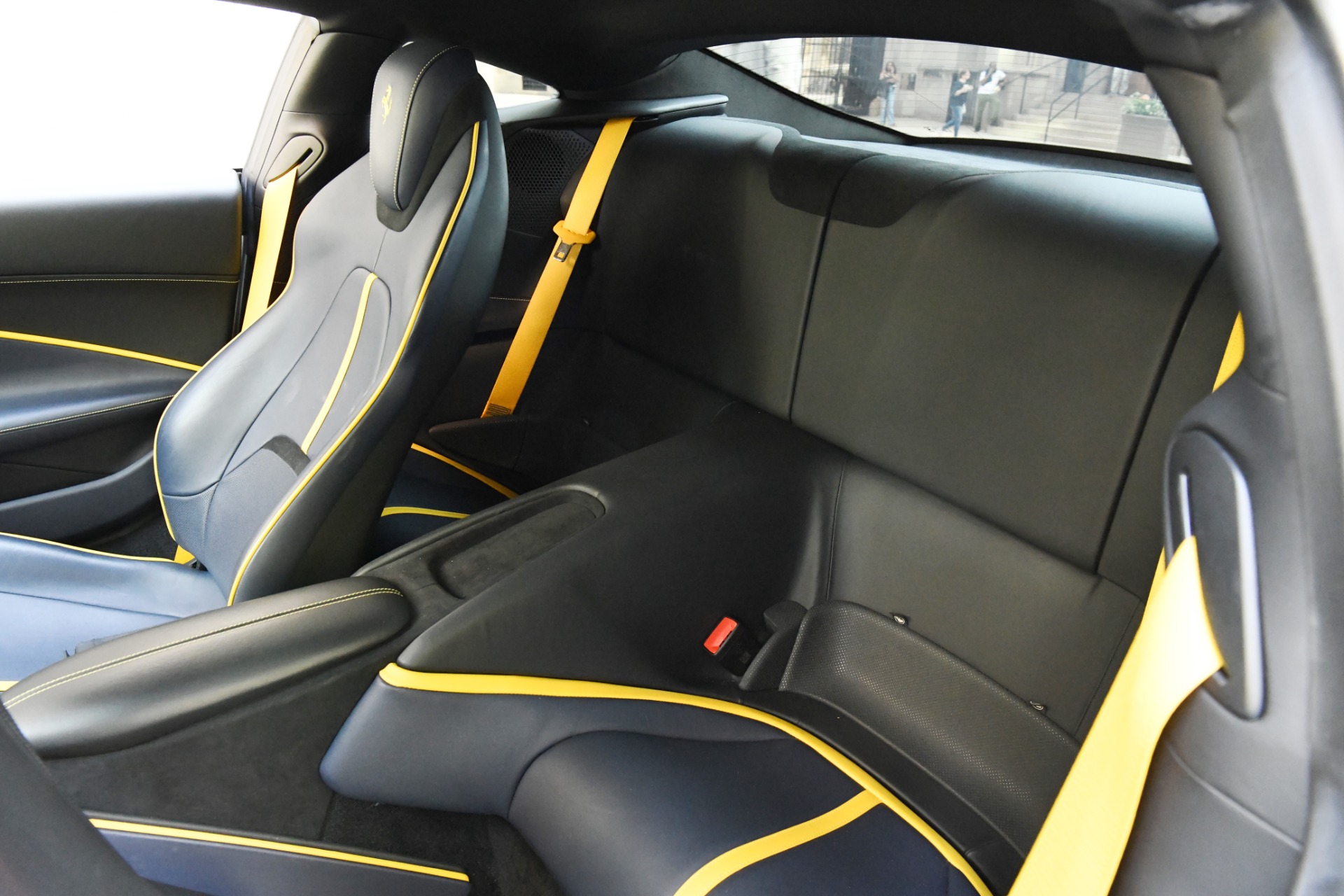 2021 Ferrari Roma photo 11