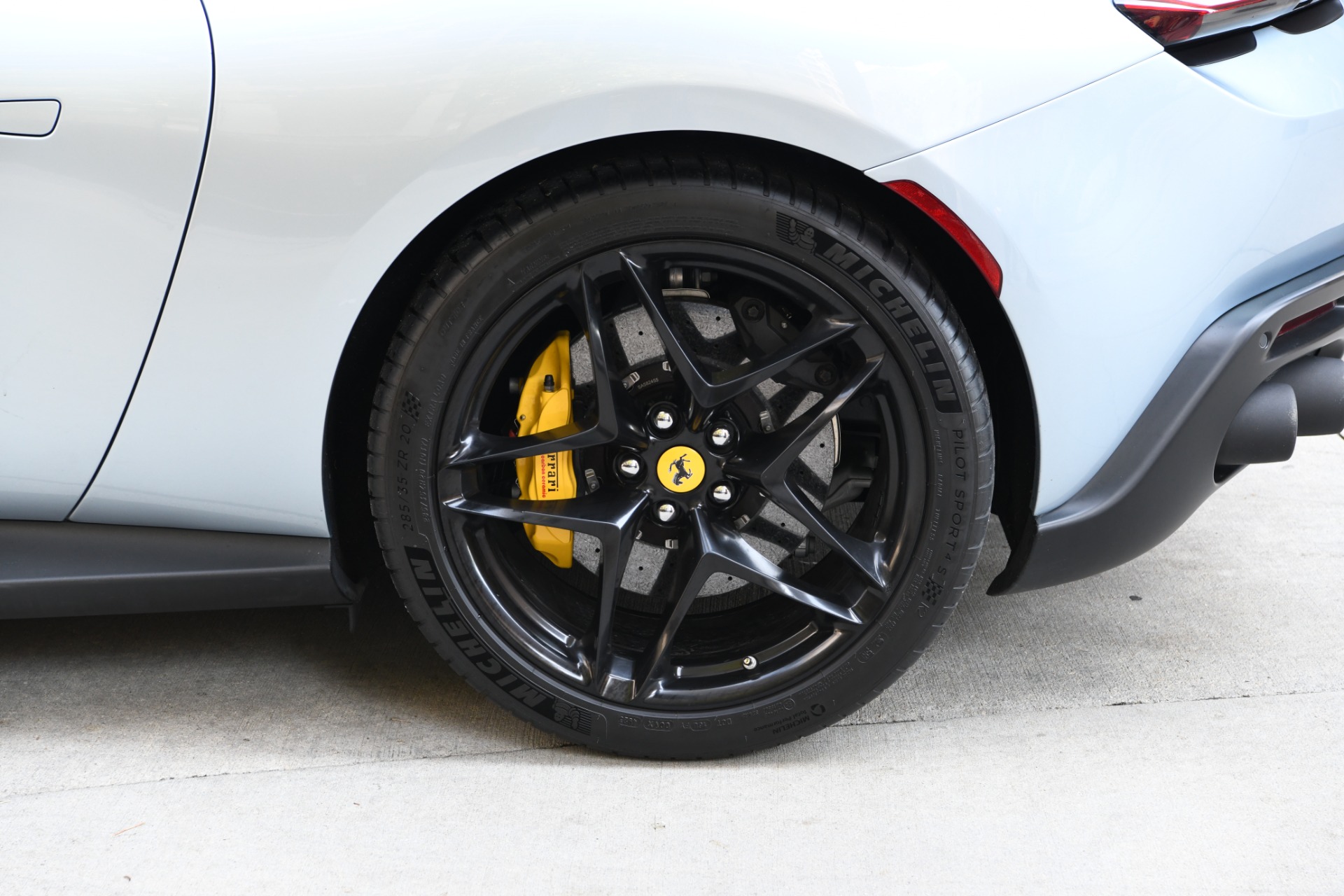 2021 Ferrari Roma photo 23