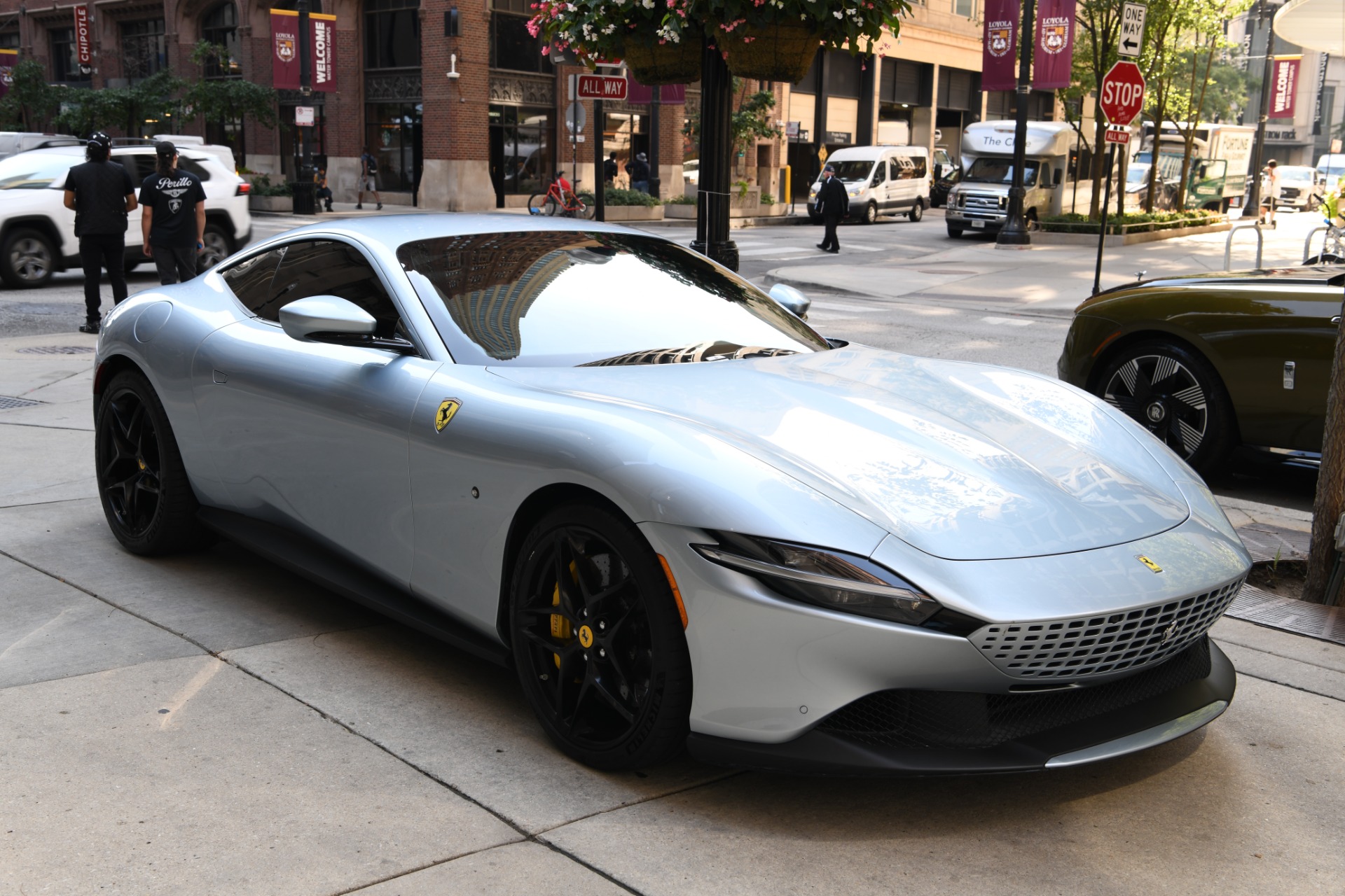 2021 Ferrari Roma photo 3