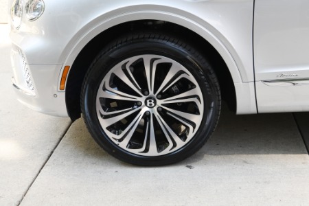 New 2024 Bentley Bentayga Azure V8 | Chicago, IL