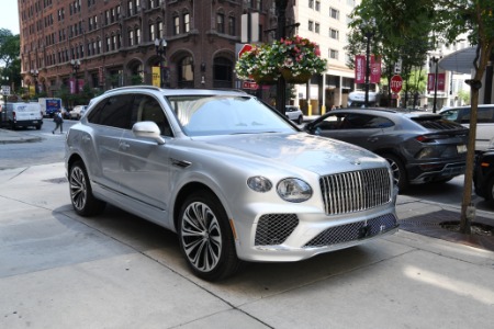 New 2024 Bentley Bentayga Azure V8 | Chicago, IL