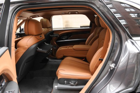 New 2024 Bentley Bentayga EWB Azure V8 | Chicago, IL