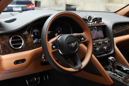 New 2024 Bentley Bentayga EWB Azure V8 | Chicago, IL