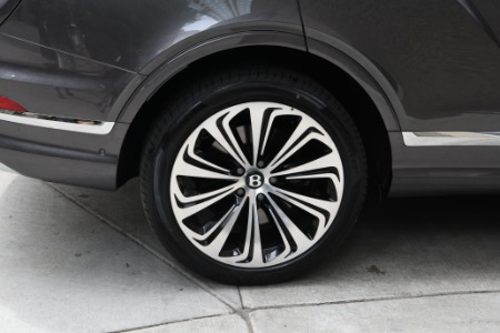 New 2024 Bentley Bentayga EWB Azure V8 | Chicago, IL