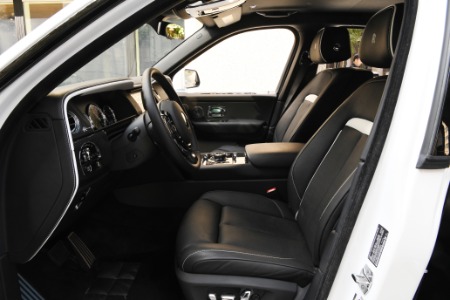 Used 2021 Rolls-Royce Black Badge Cullinan  | Chicago, IL