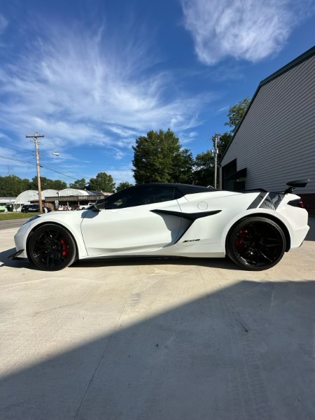 Used 2023 Chevrolet Corvette Z06 | Chicago, IL