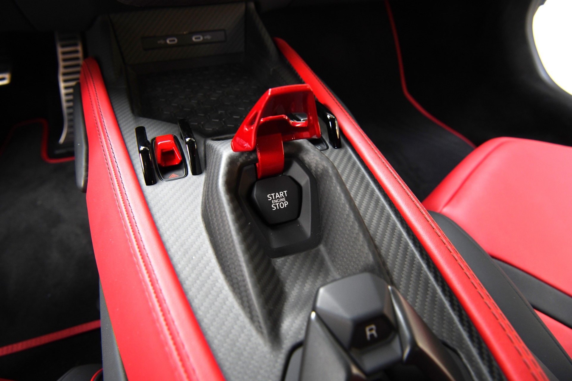 2024 Lamborghini Revuelto photo 15