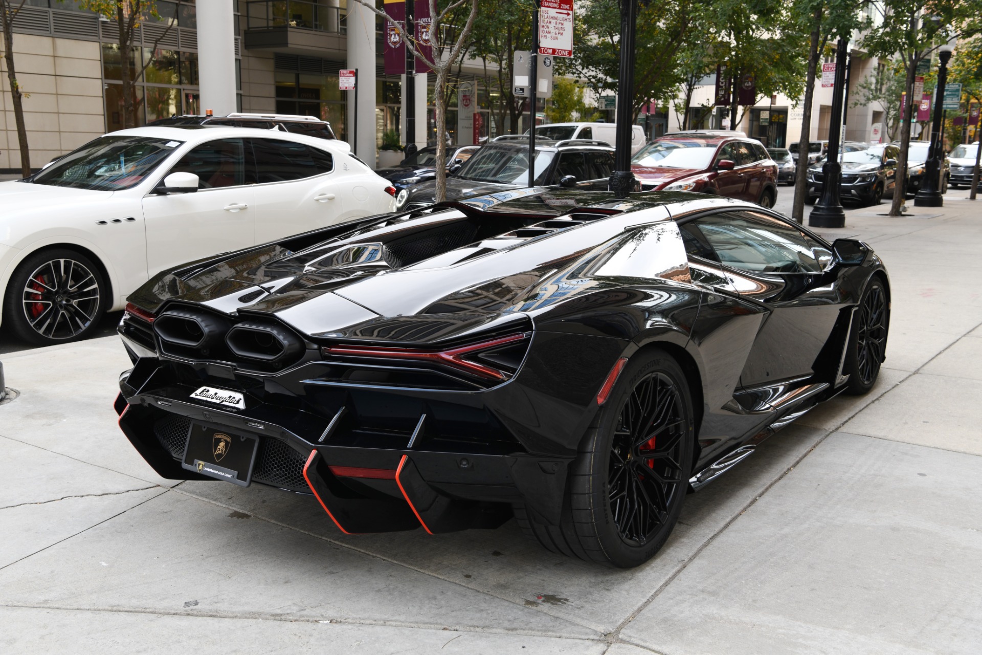 2024 Lamborghini Revuelto photo 24