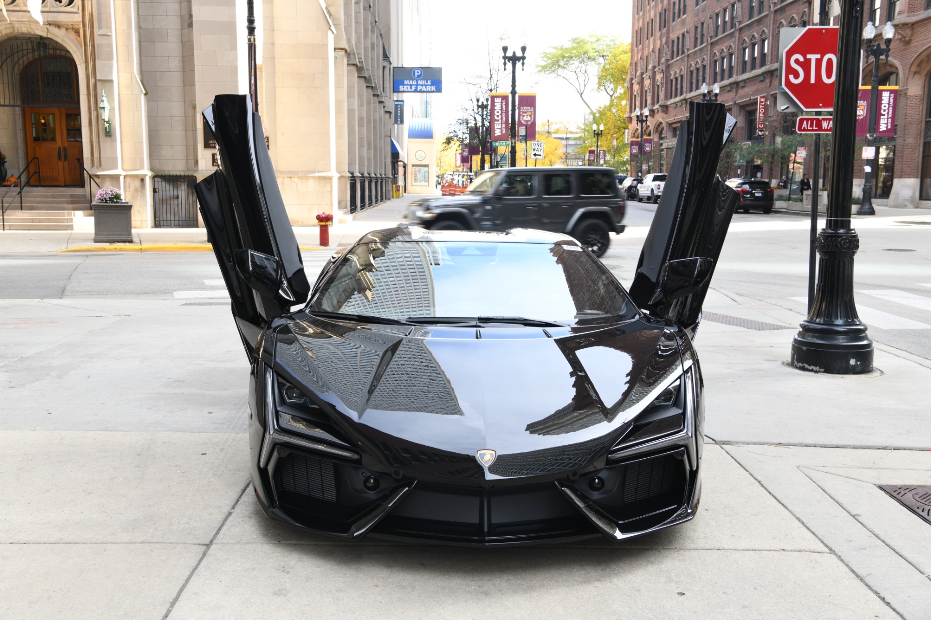 2024 Lamborghini Revuelto photo 2