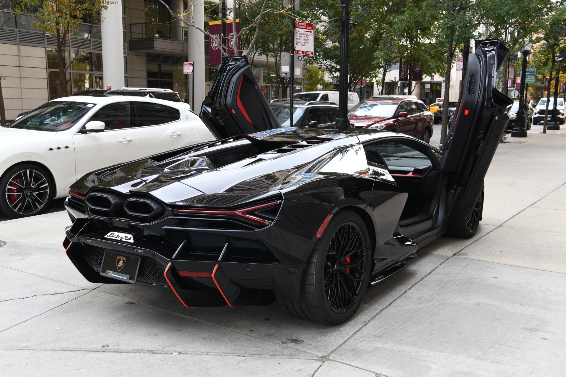 2024 Lamborghini Revuelto photo 6