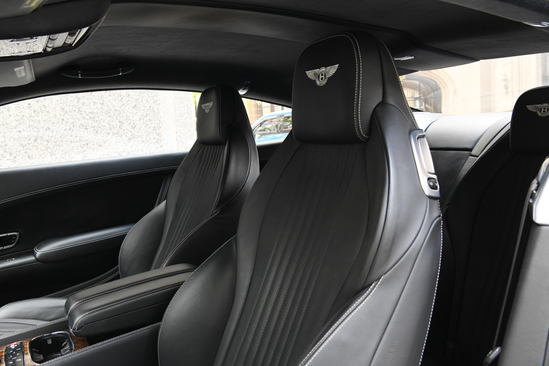 2017 Bentley Continental GT V8 photo 9