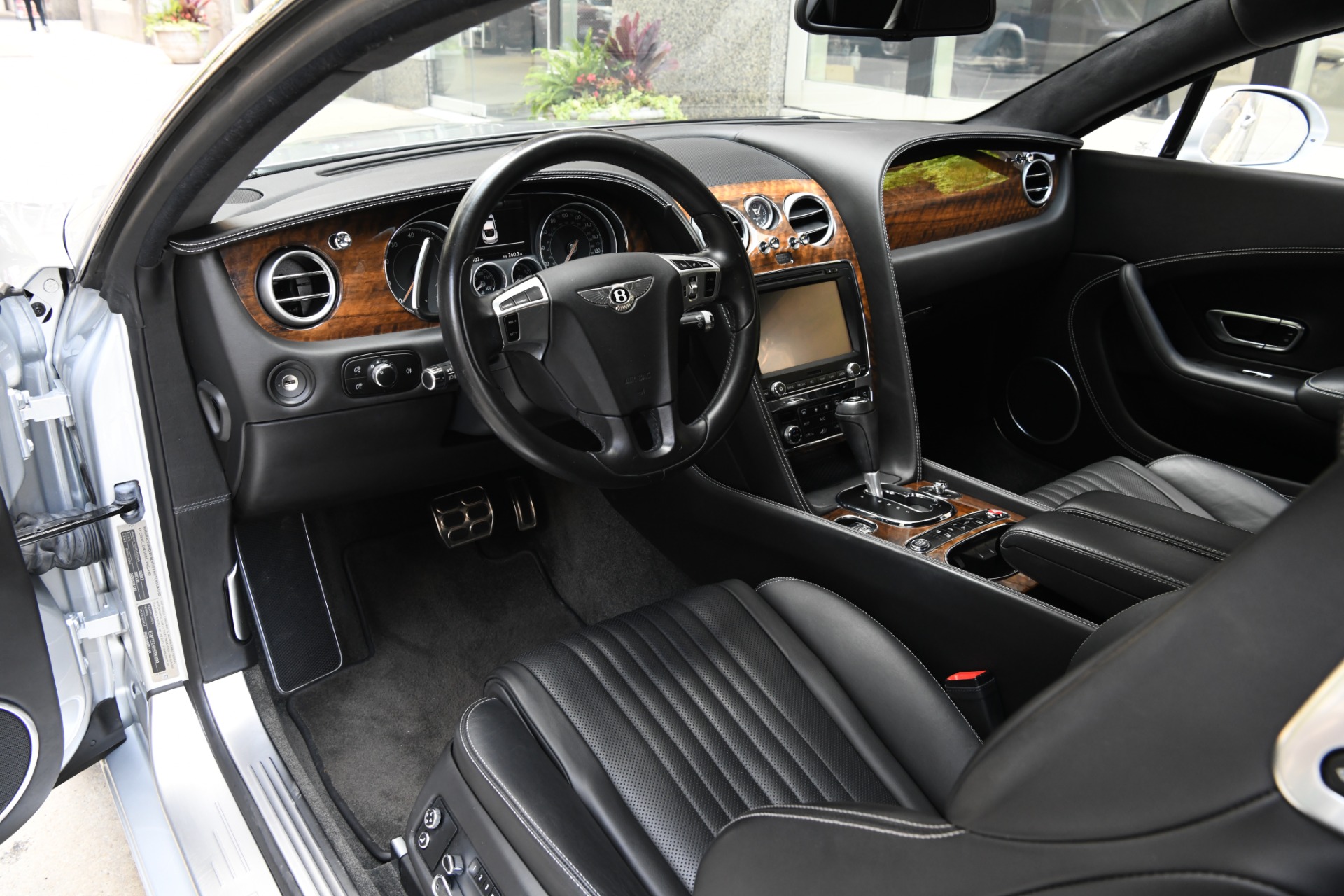 2017 Bentley Continental GT V8 photo 11