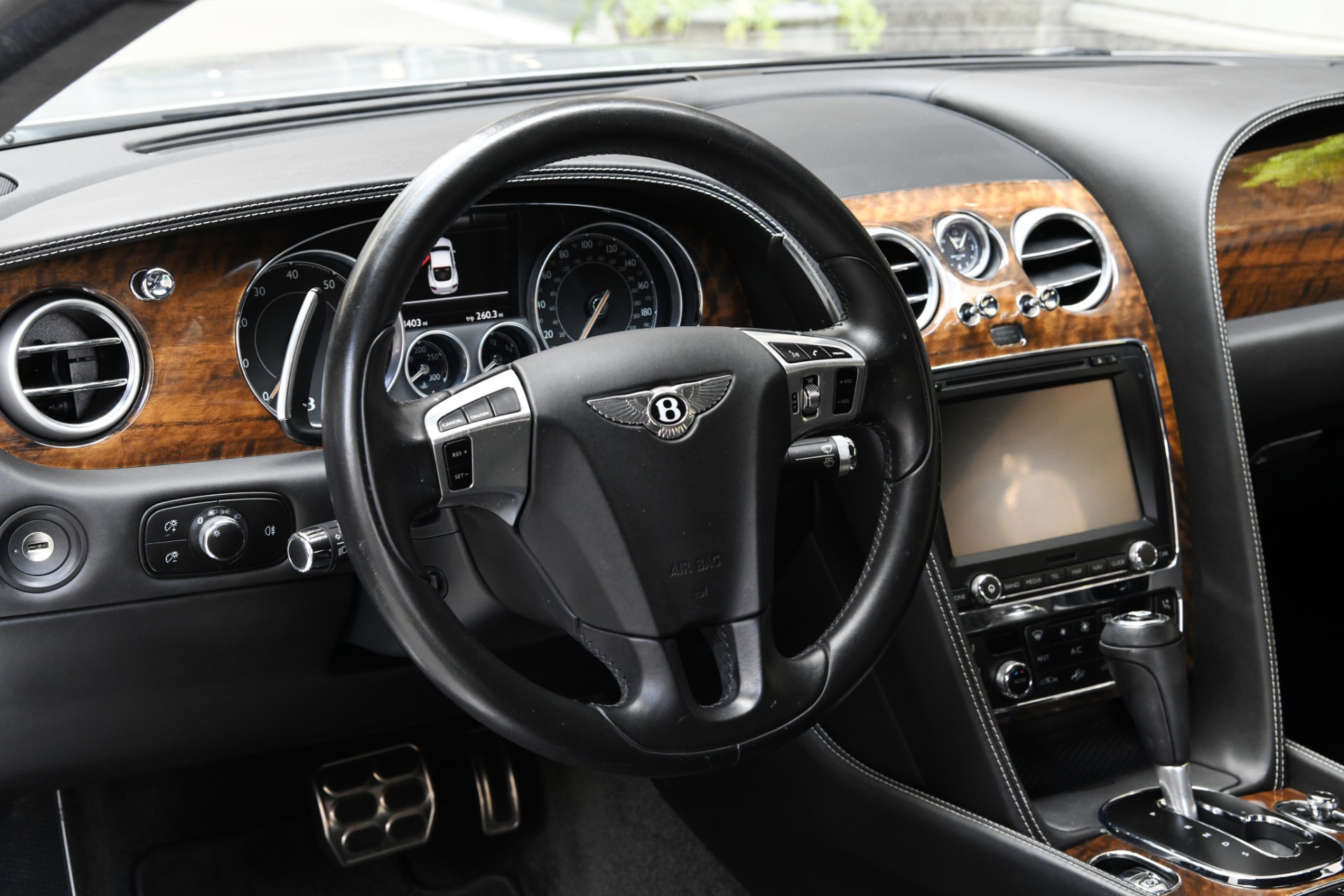 2017 Bentley Continental GT V8 photo 12