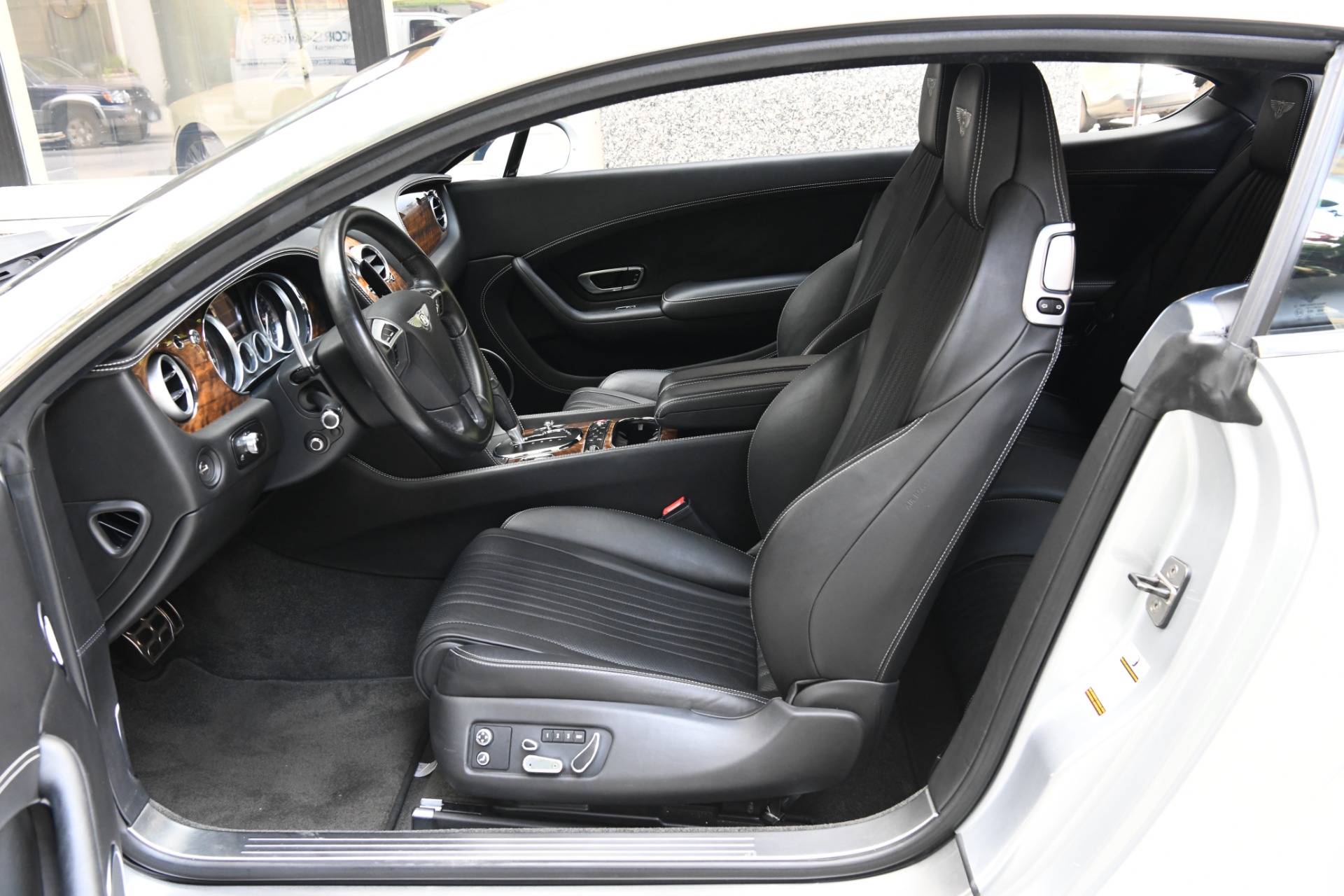 2017 Bentley Continental GT V8 photo 8