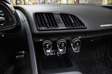 Used 2020 Audi R8 5.2 quattro V10 perform. Spyder | Chicago, IL